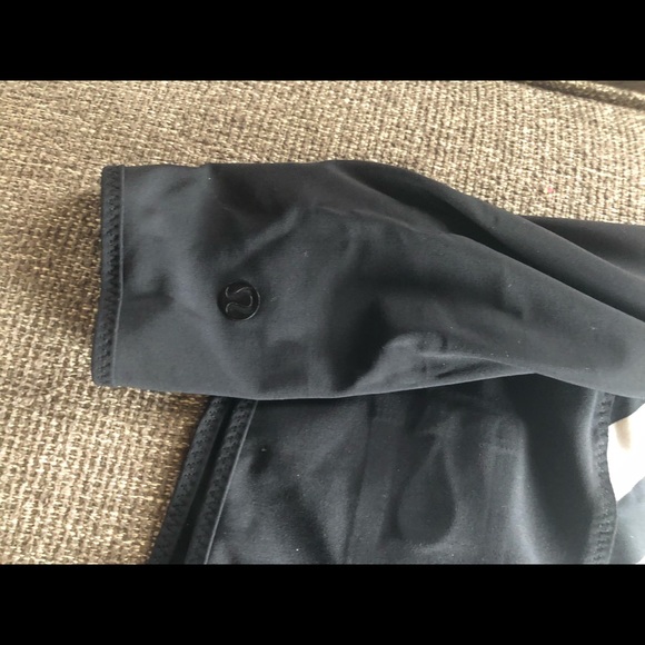 Lululemon top - Picture 5 of 5
